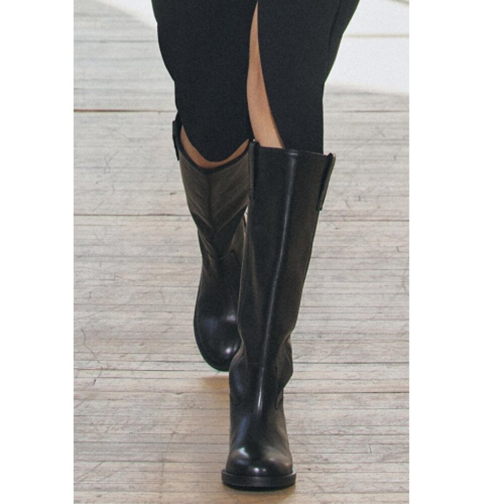 Zara Black Leather Knee High Boots Flat Round Toe Pull Tab Equestrian US Sz 6